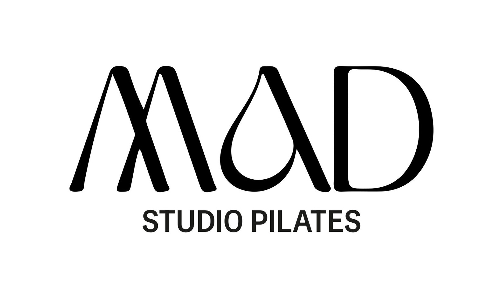 Logotipo completo de MAD Studio Pilates, incluida la denominación STUDIO PILATES